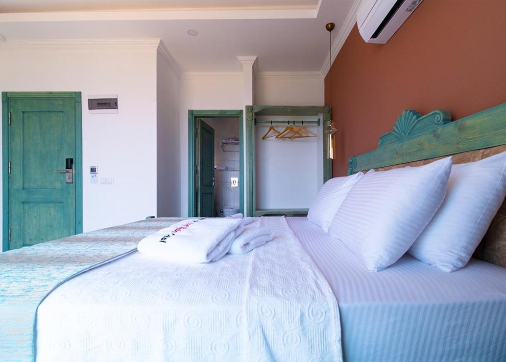 Noel Baba Hotel Каш Екстериор снимка