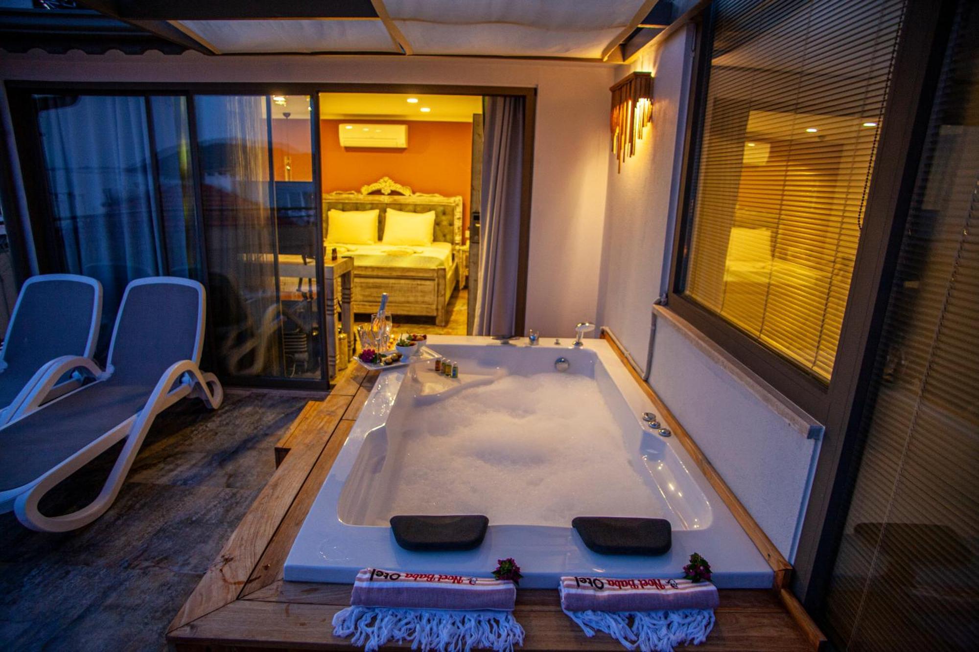 Noel Baba Hotel Каш Екстериор снимка