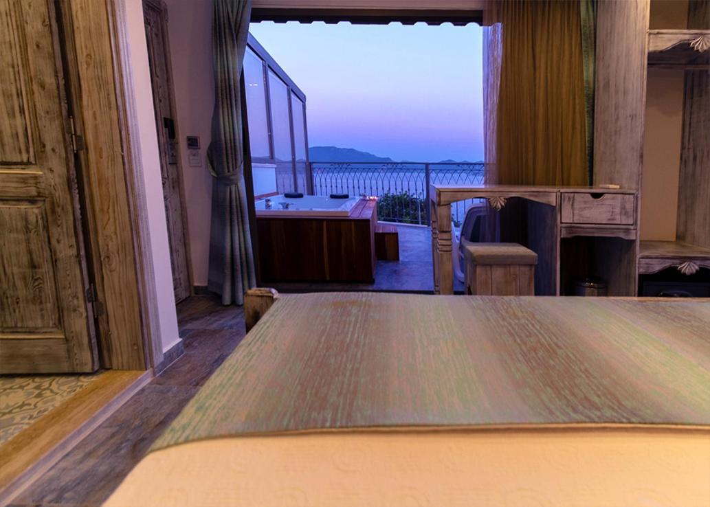 Noel Baba Hotel Каш Екстериор снимка