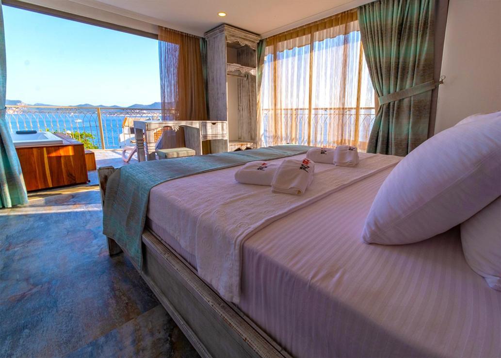Noel Baba Hotel Каш Екстериор снимка