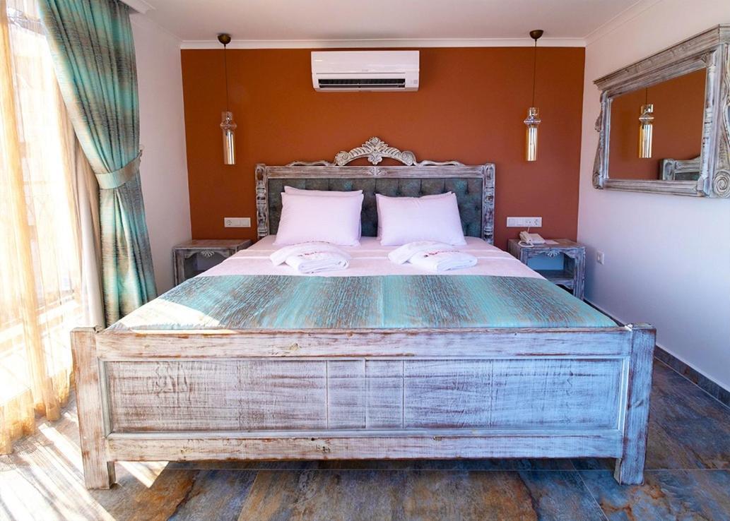 Noel Baba Hotel Каш Екстериор снимка